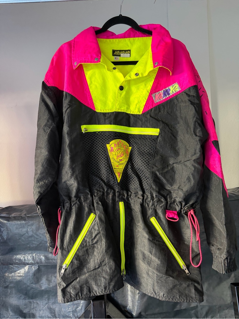 Men's Neon Pink & Black Ski Jacket with High-Vis Yellow Accents